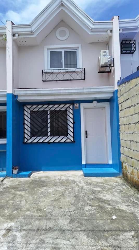 Xevera Mabalacat Heart Staycation Exterior photo